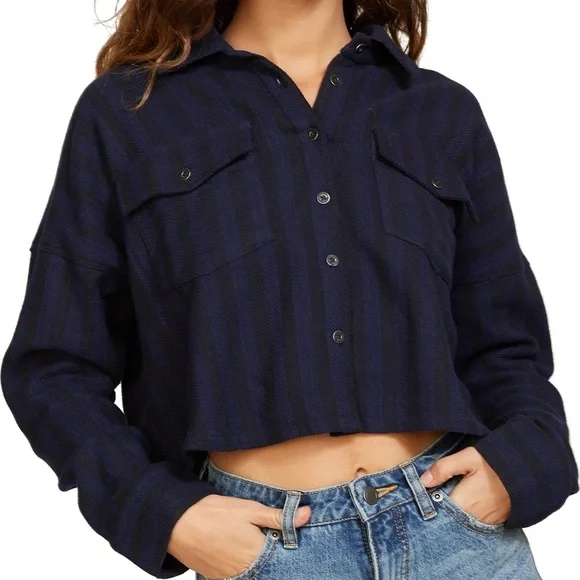 RVCA Vedder Button Up Cropped Flannel shirt Sz L - Picture 1 of 8